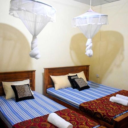 Ranliya Lodge Anurâdhapura Extérieur photo