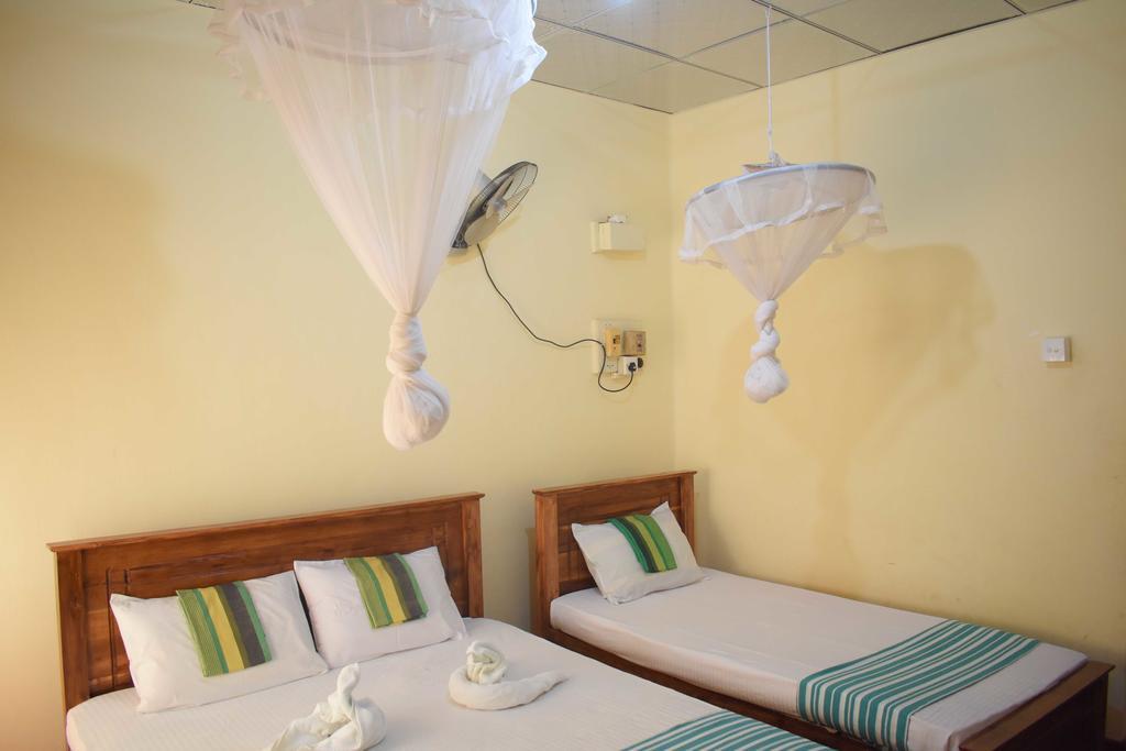 Ranliya Lodge Anurâdhapura Extérieur photo